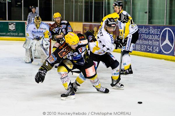 Strasbourg  2 - 4 Rouen