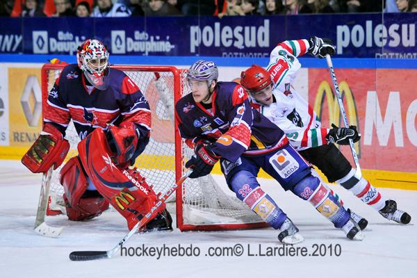 Grenoble  3 - 1 Mont-Blanc