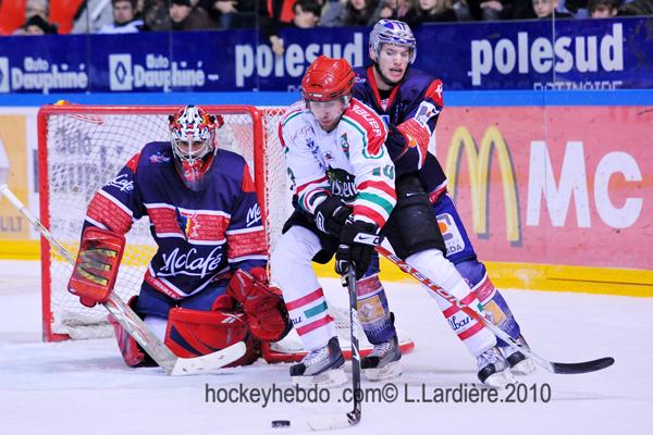 Grenoble  3 - 1 Mont-Blanc