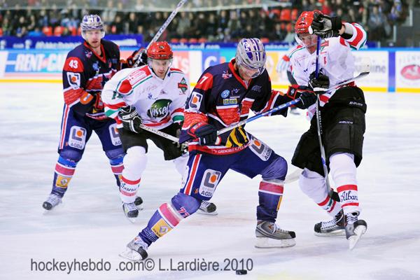 Grenoble  3 - 1 Mont-Blanc