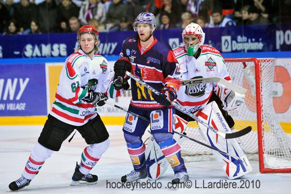 Grenoble  3 - 1 Mont-Blanc