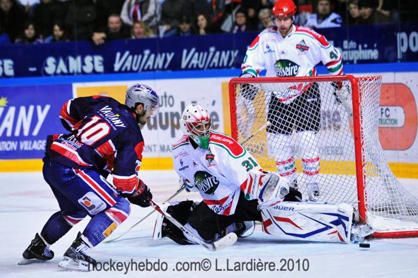 Grenoble  3 - 1 Mont-Blanc