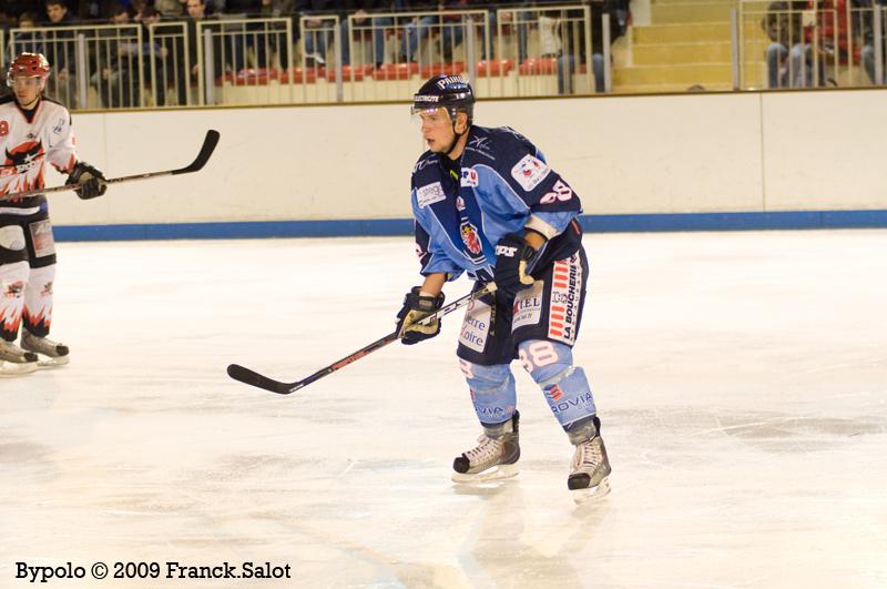 Angers  10 - 1 Neuilly/Marne