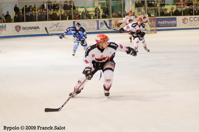 Angers  10 - 1 Neuilly/Marne