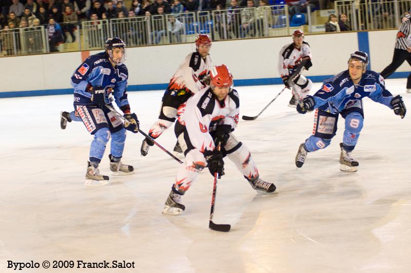 Angers  10 - 1 Neuilly/Marne