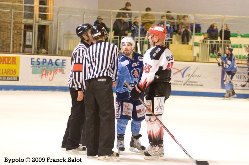 Angers  10 - 1 Neuilly/Marne