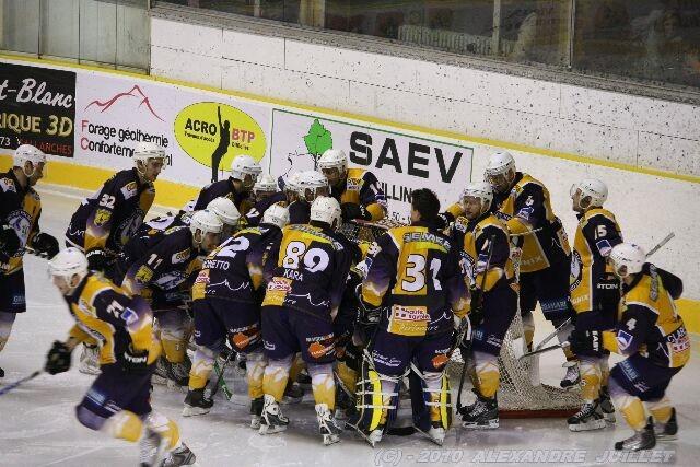 Chamonix  0 - 1 Strasbourg 