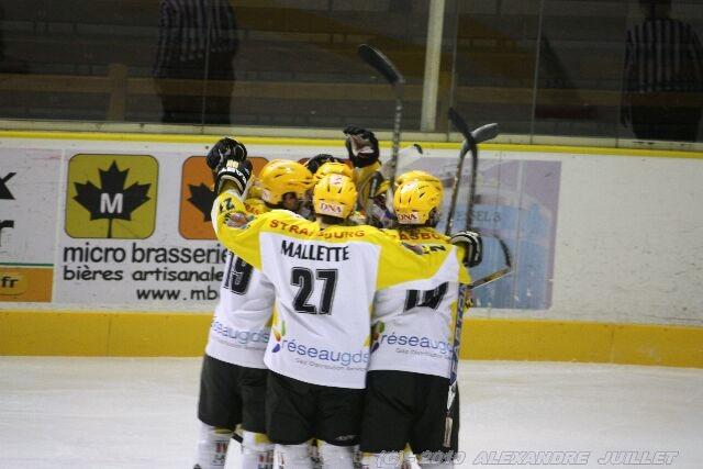 Chamonix  0 - 1 Strasbourg 