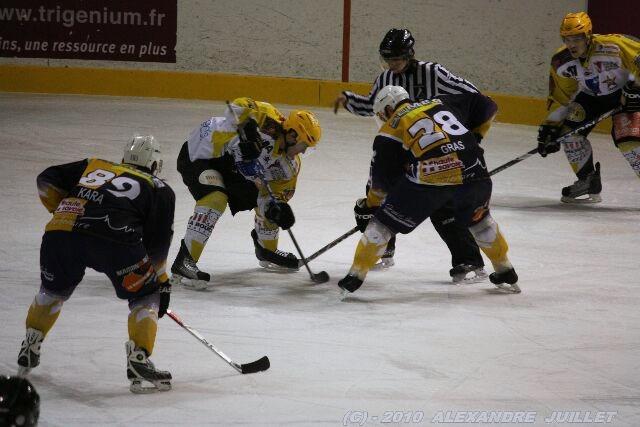 Chamonix  0 - 1 Strasbourg 