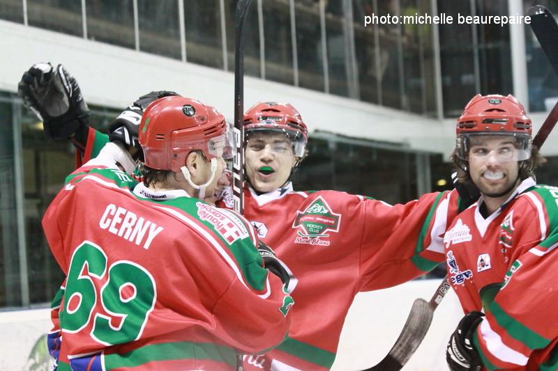 Mont-Blanc 5 - 3 Angers 