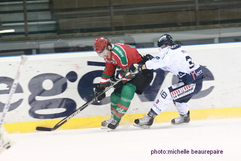 Mont-Blanc 5 - 3 Angers 