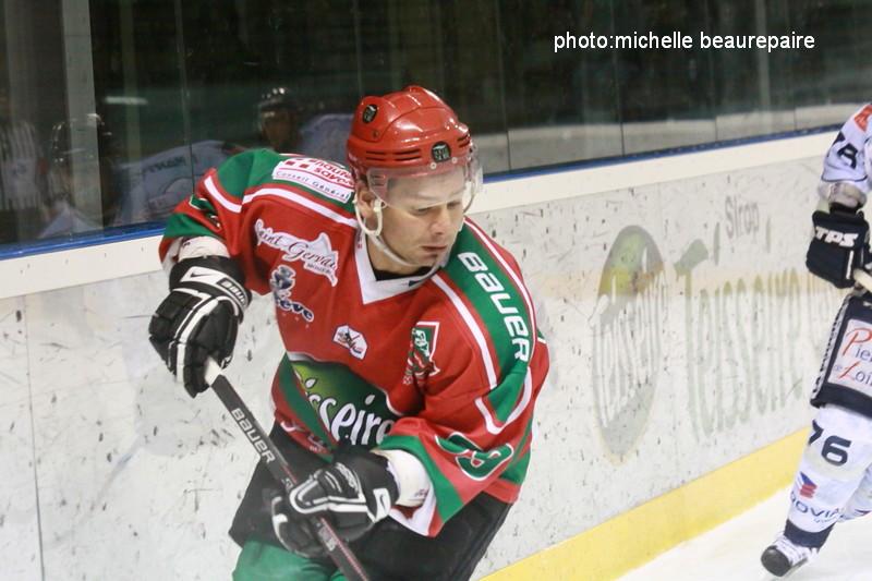Mont-Blanc 5 - 3 Angers 