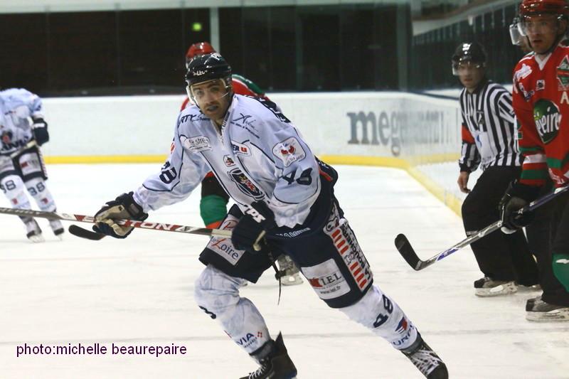 Mont-Blanc 5 - 3 Angers 
