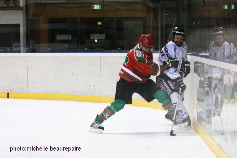 Mont-Blanc 5 - 3 Angers 