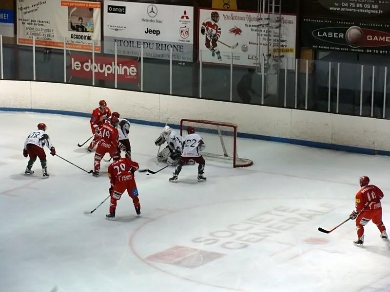 Valence 4 - 5 Cergy-Pontoise
