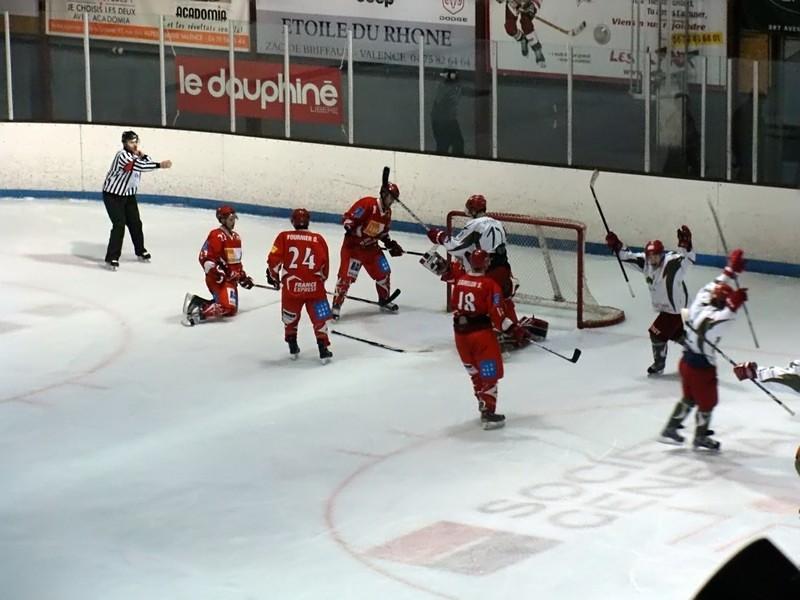 Valence 4 - 5 Cergy-Pontoise