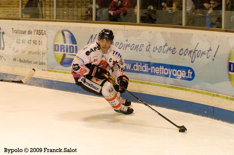 Angers  4 - 2 Amiens 