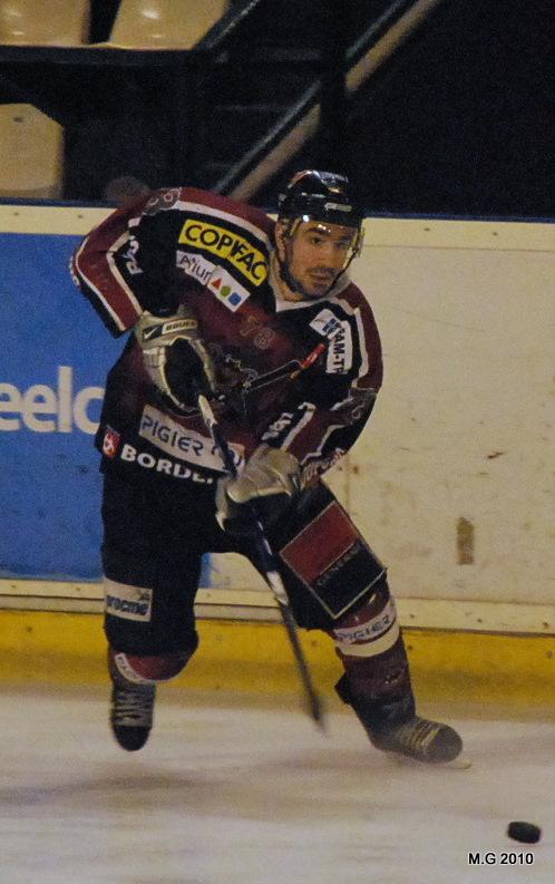 Bordeaux 5 - 1 Courbevoie 