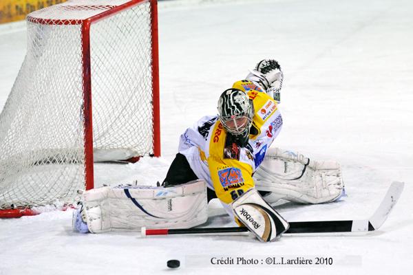 Villard-de-Lans 1 - 4 Strasbourg 