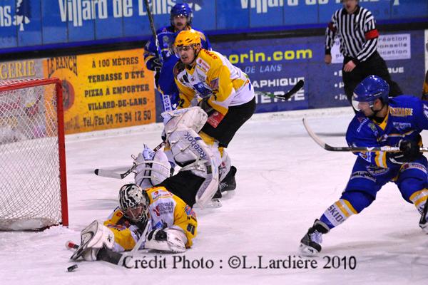 Villard-de-Lans 1 - 4 Strasbourg 
