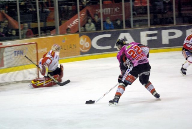 Photo hockey match Amiens  - Morzine-Avoriaz le 06/02/2010