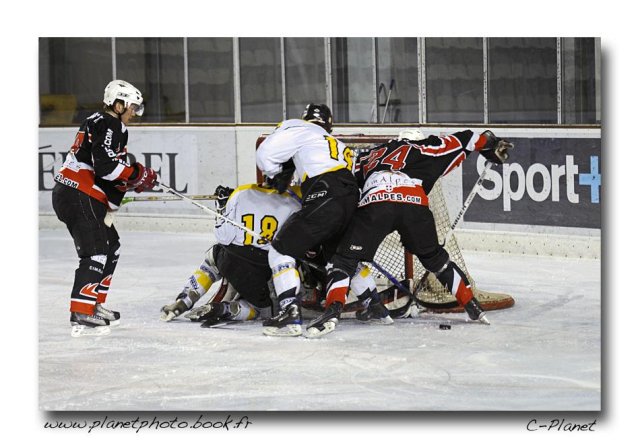 Photo hockey match Courchevel-Méribel-Pralognan - Rouen II le 13/02/2010