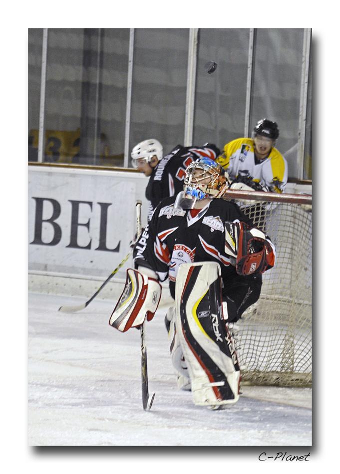 Courchevel-Méribel-Pralognan 3 - 1 Rouen II