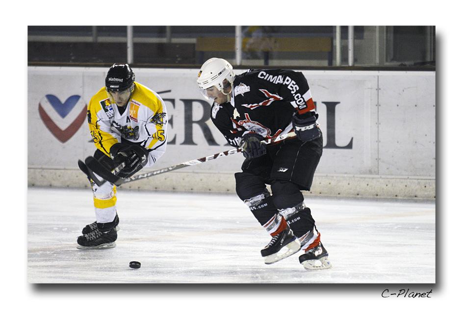 Courchevel-Méribel-Pralognan 3 - 1 Rouen II