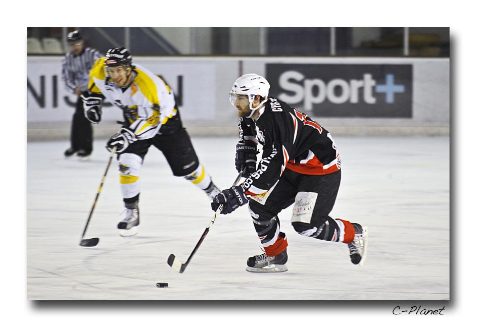 Courchevel-Méribel-Pralognan 3 - 1 Rouen II