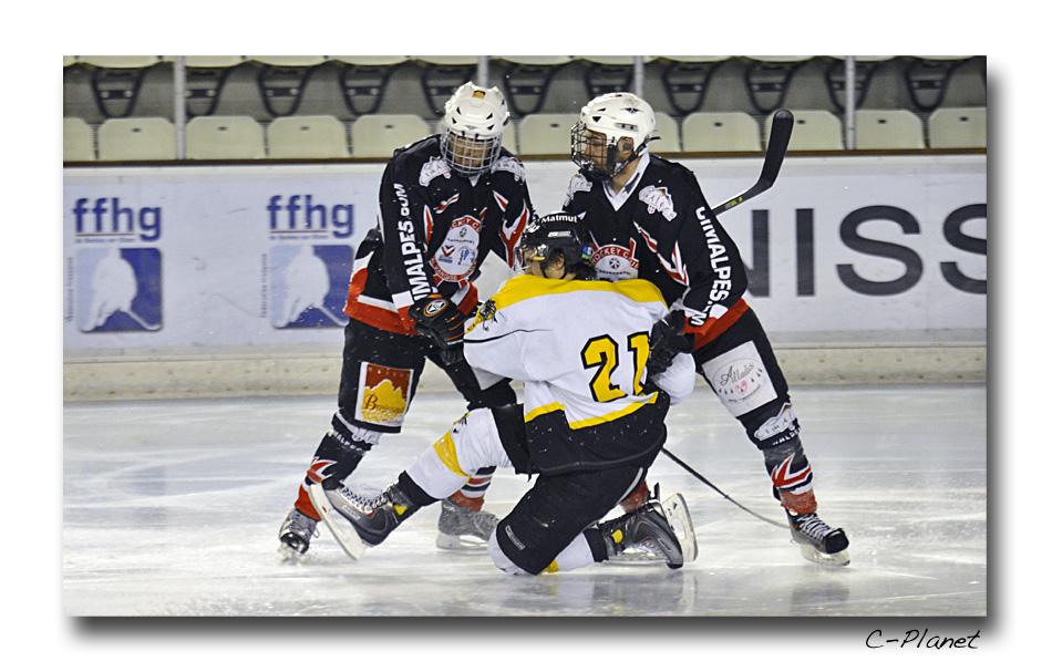 Courchevel-Méribel-Pralognan 3 - 1 Rouen II