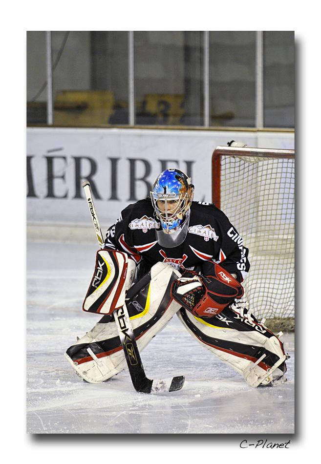 Courchevel-Méribel-Pralognan 3 - 1 Rouen II