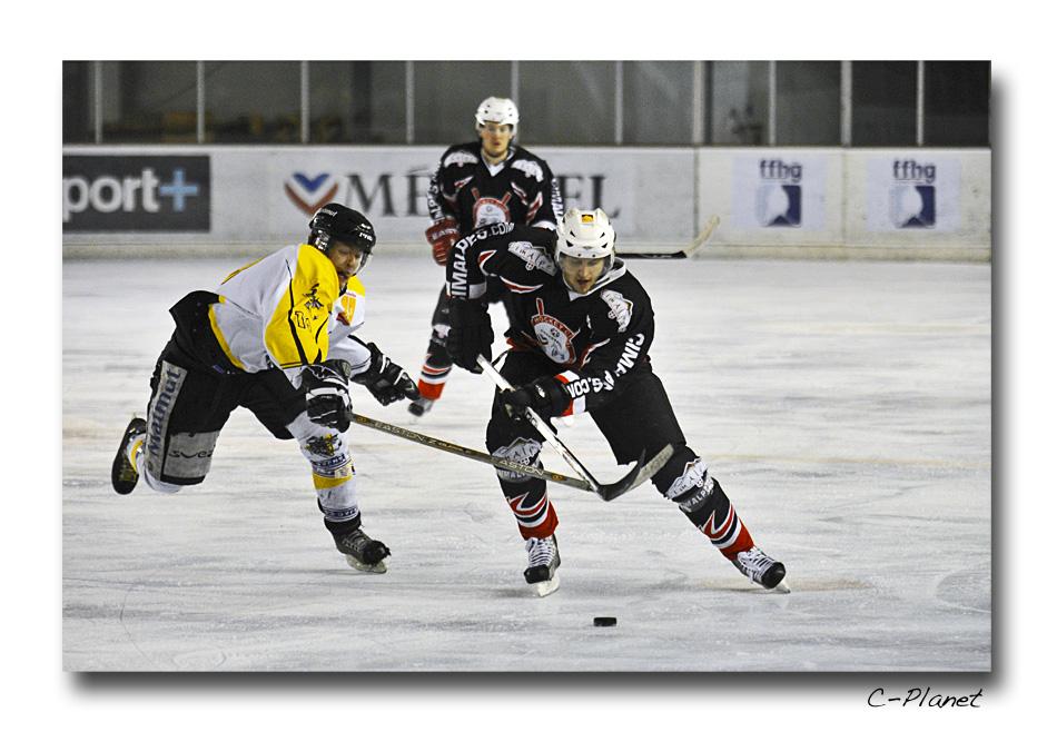 Courchevel-Méribel-Pralognan 3 - 1 Rouen II