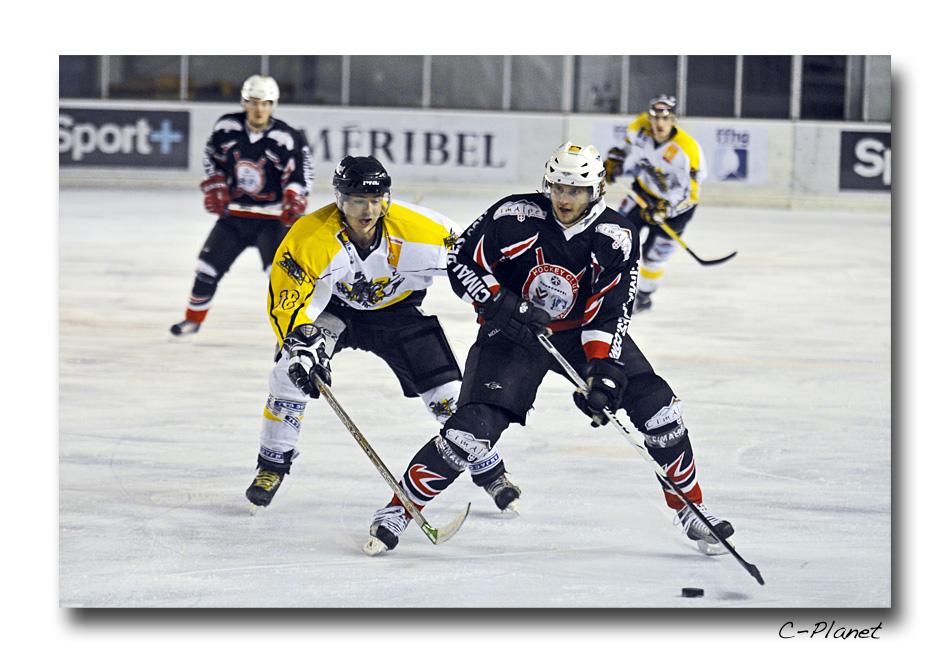 Courchevel-Méribel-Pralognan 3 - 1 Rouen II
