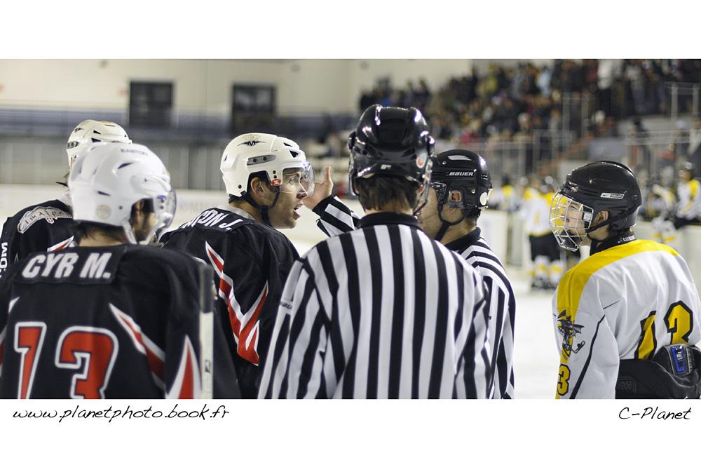 Courchevel-Méribel-Pralognan 3 - 1 Rouen II