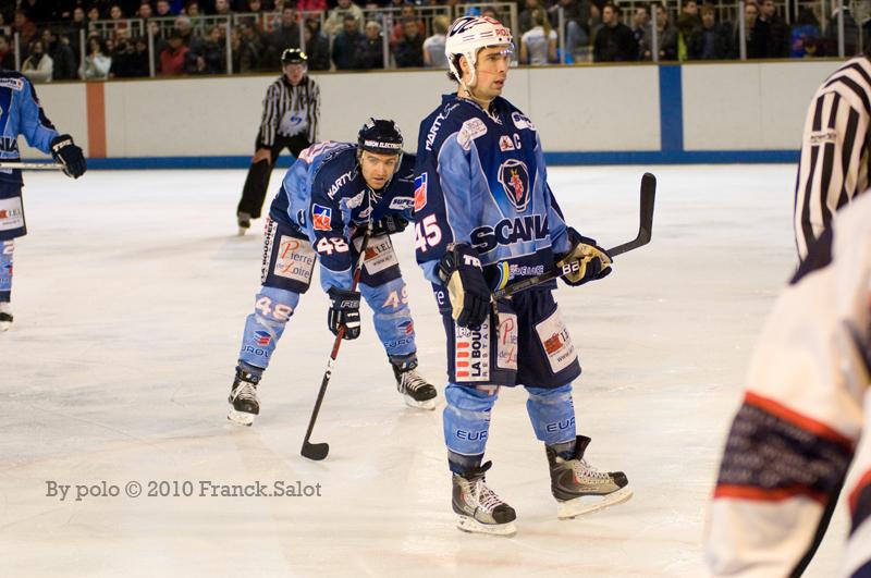 Angers  4 - 5 Grenoble 