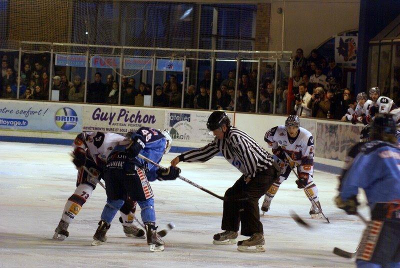 Angers  4 - 5 Grenoble 