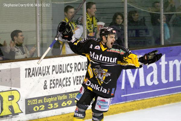 Rouen 8 - 3 Amiens 