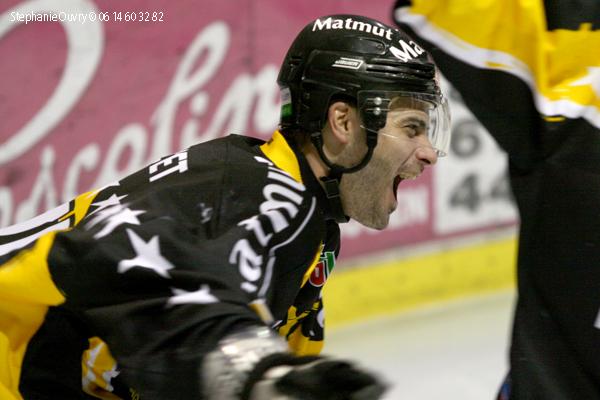 Rouen 8 - 3 Amiens 
