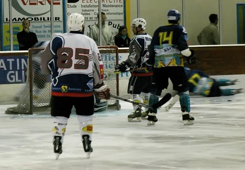 Amical : Dijon- Reims - Article en Ligne — Reportage