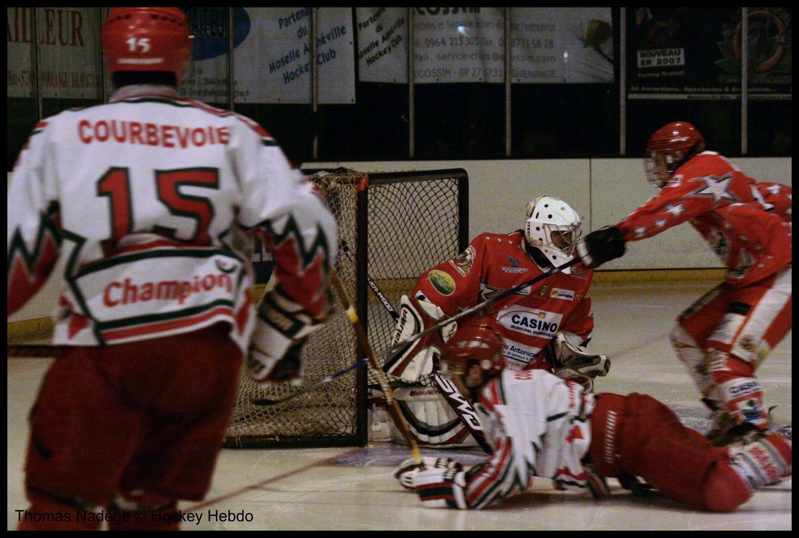 Amnéville 7 - 3 Courbevoie 