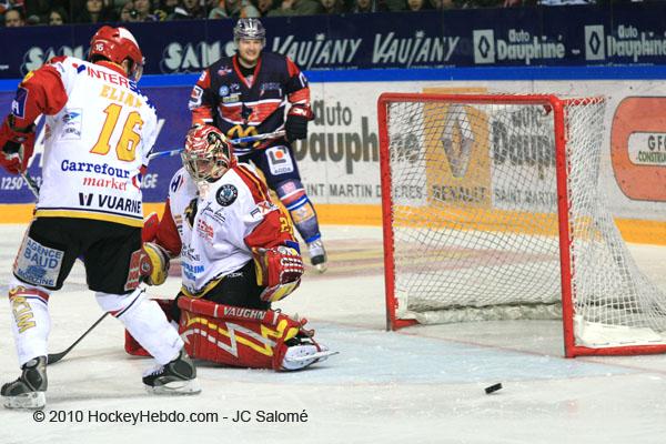 Grenoble  8 - 2 Morzine-Avoriaz