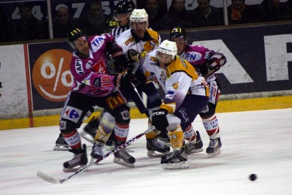 Amiens  6 - 1 Chamonix 