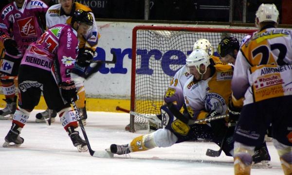 Amiens  6 - 1 Chamonix 