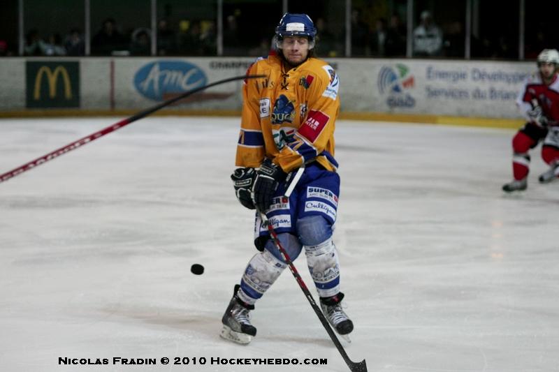 Briançon  5 - 4 Dijon 