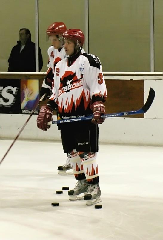 Amical : Dijon - Neuilly   — Reportage