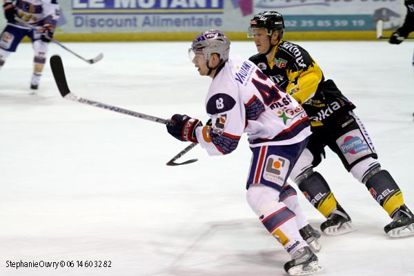 Rouen 5 - 3 Grenoble 
