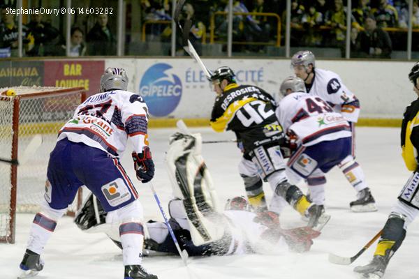 Rouen 5 - 3 Grenoble 