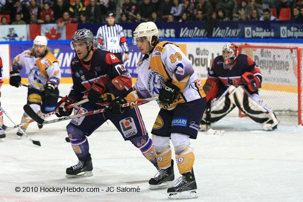 Grenoble  5 - 2 Chamonix 