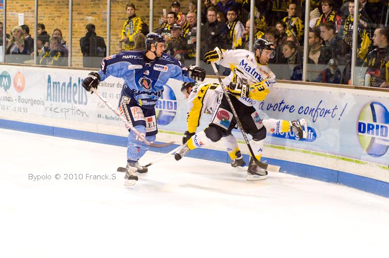 Angers  2 - 3 Rouen