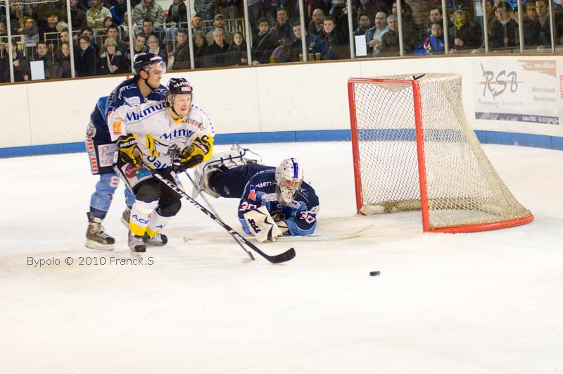 Angers  2 - 3 Rouen